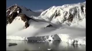 Картинка: плоская земля. зомби прорвут ледяную стену антарктиды. нужно готовиться к апокалипсису