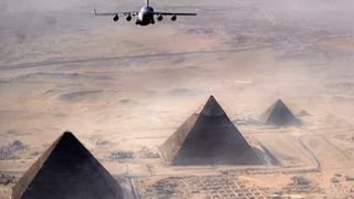 Картинка: архитекторы плоской земли решили строить пирамиды в небе над старой доброй англией